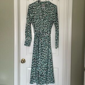 H&M Green and Black Patterned Midi Dress